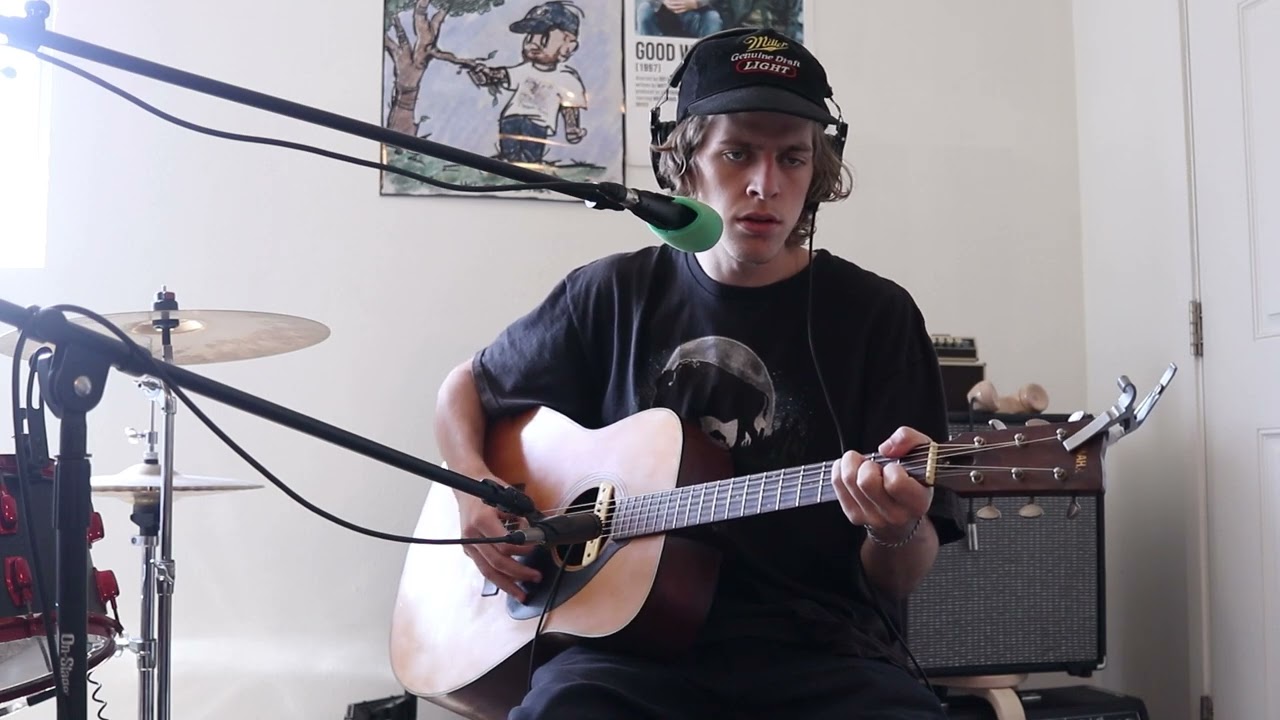 Elliott Smith - Everything Reminds Me Of Her (cover)