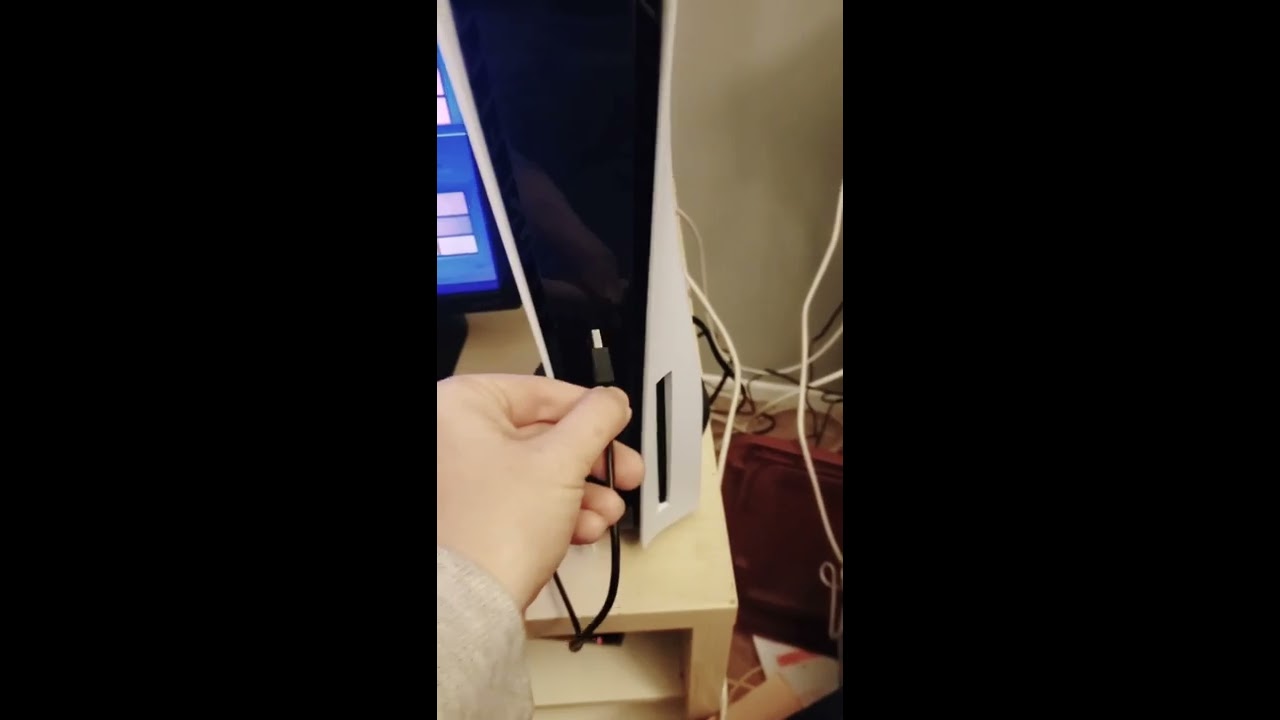 PS5's USB-C charging cable/port issue