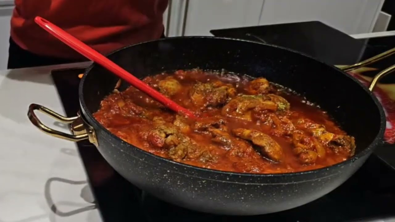 Delicious Ghana Chicken Gravy stew - Quick and Easy