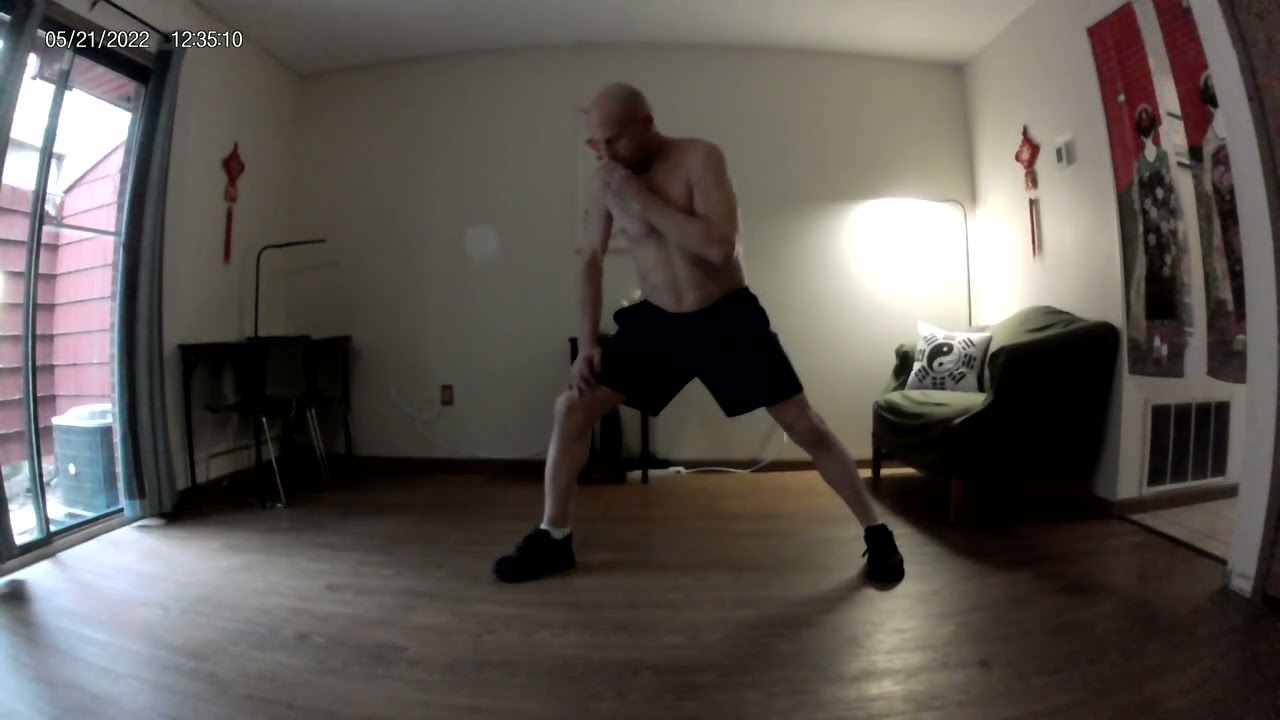 Lunge Knee Circles - 5
