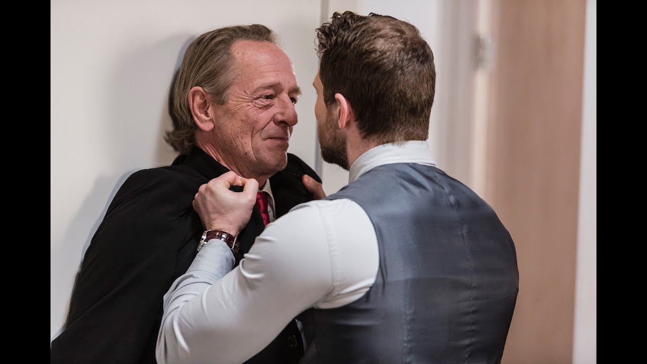 EastEnders - Josh Hemmings Grabs James Willmott-Brown (14th December 2017)