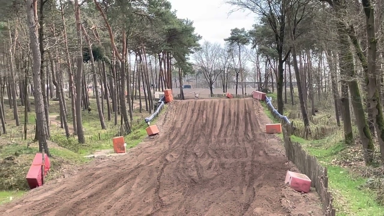 Dean Gregoire training Reusel. Mc De Wielewaal . Met Luuk Wouters.