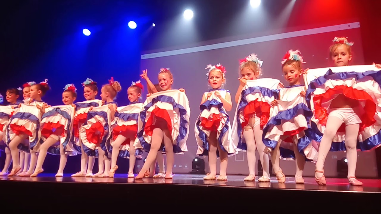 Spectacle French Cancan