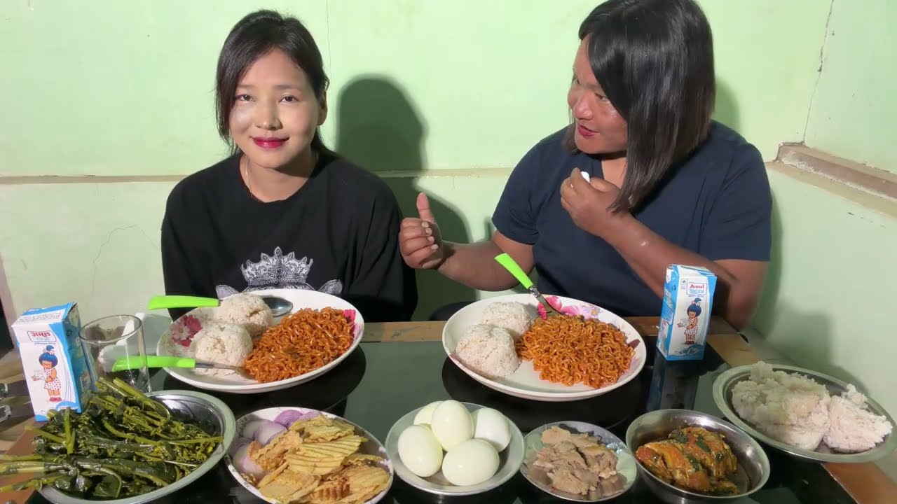 Mukbang with Lalrindiki Hmar // 9x Spicy 🥵 and others 