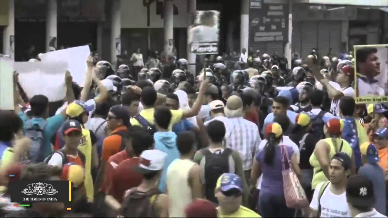 Violence Flares in Venezuela on Anniversary of 2014 Fatalities