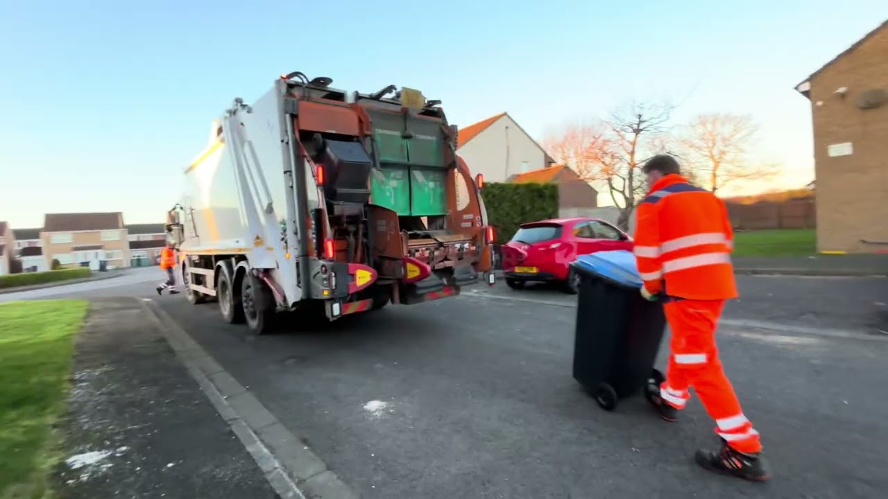 Recycle Waste Collection On A Friday B.X.H.