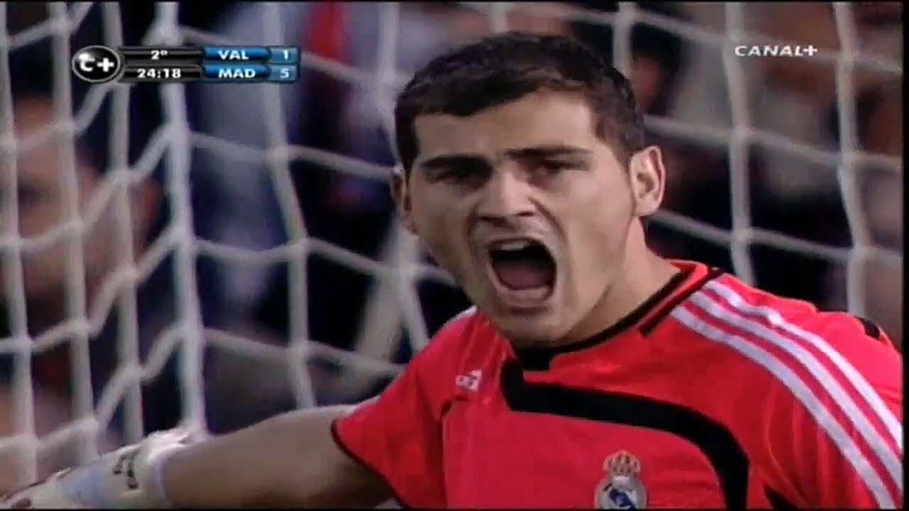 Iker Casillas Vs Valencia (Away) 2007/08