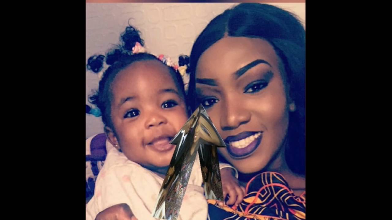 GOLLE KANY DABO ET LASSANA DOUGOUNE DANS AWA BATHILY 1 ERE PARTIE