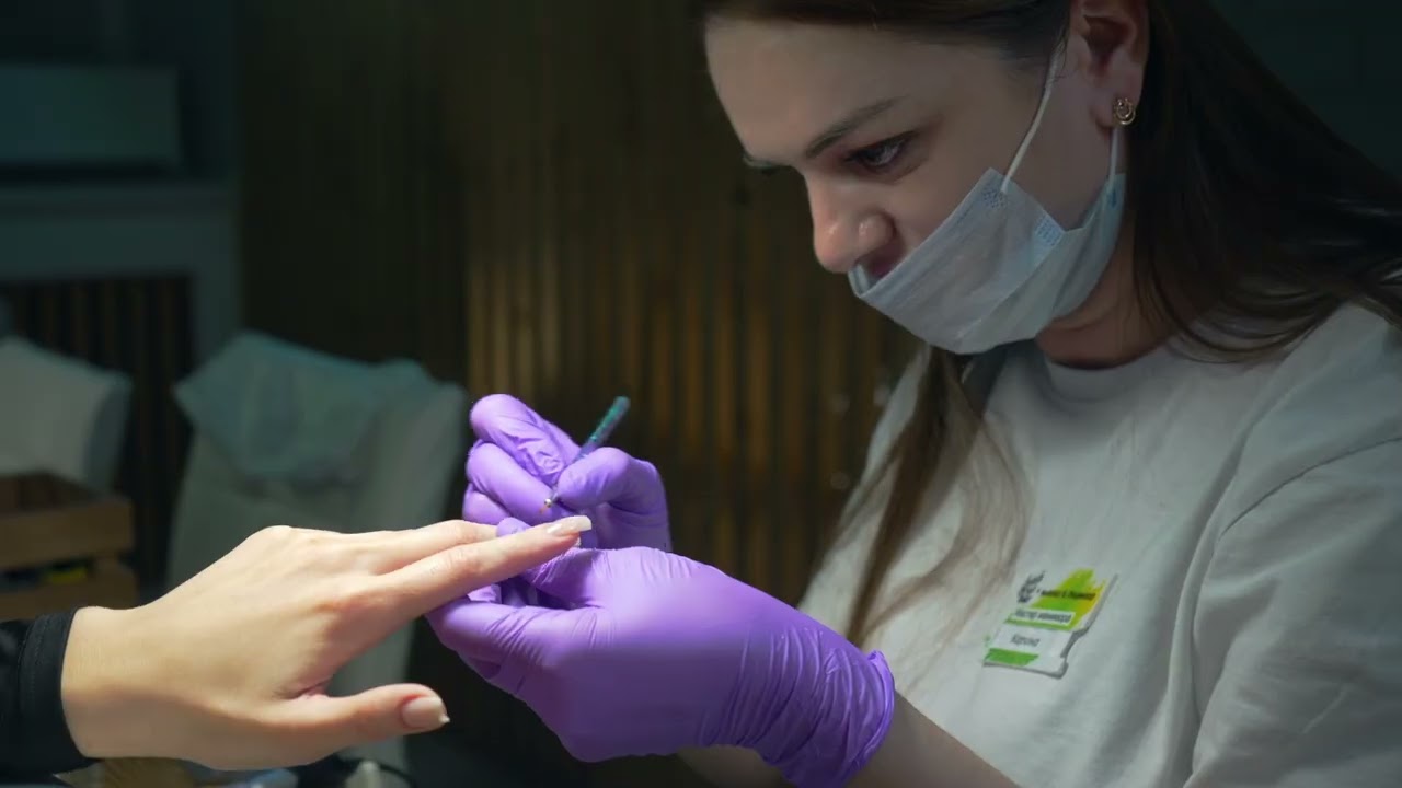 Маникюр c SPA-уходом BANDI от сети студий красоты Fresh Nail Bar