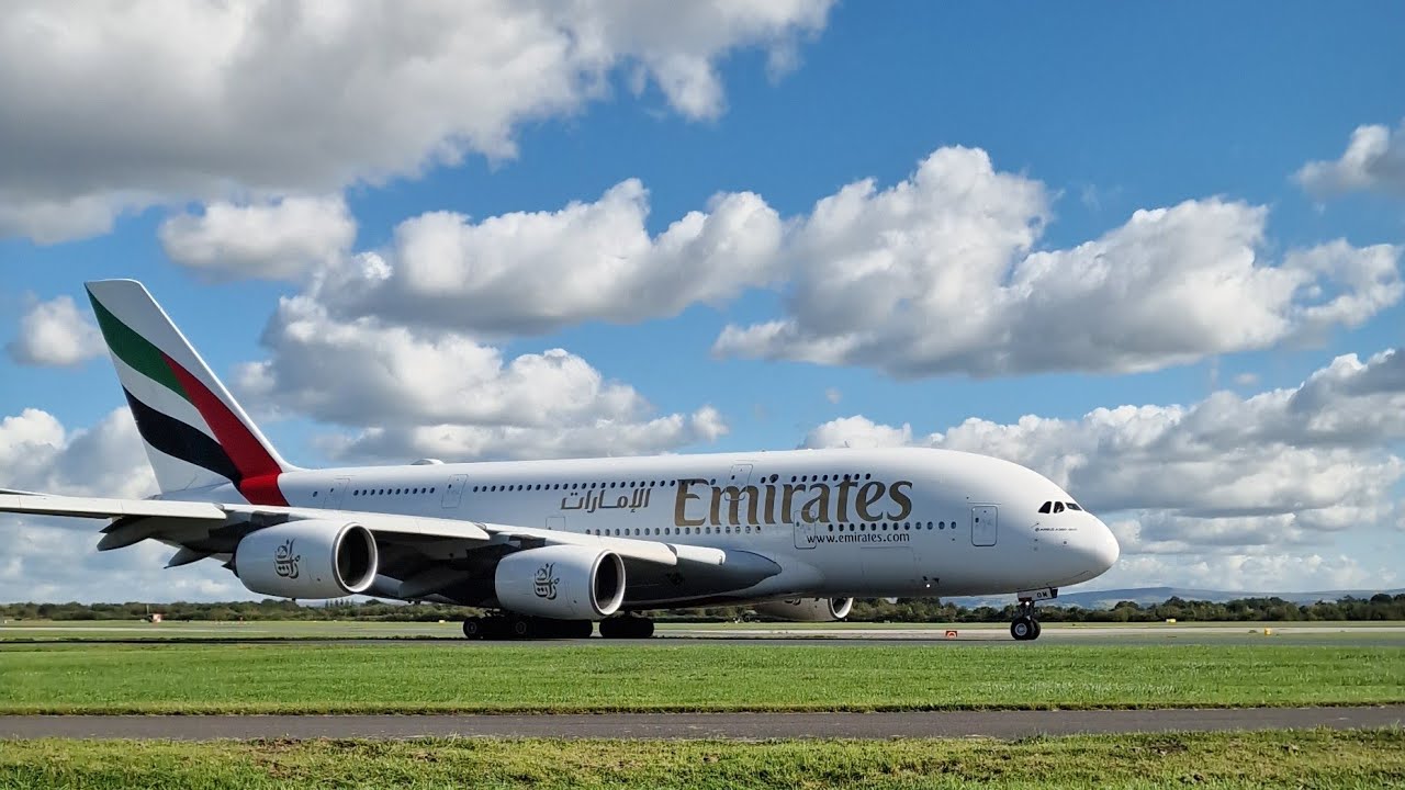 Flightlinelive  is live at birmingham bhx airport