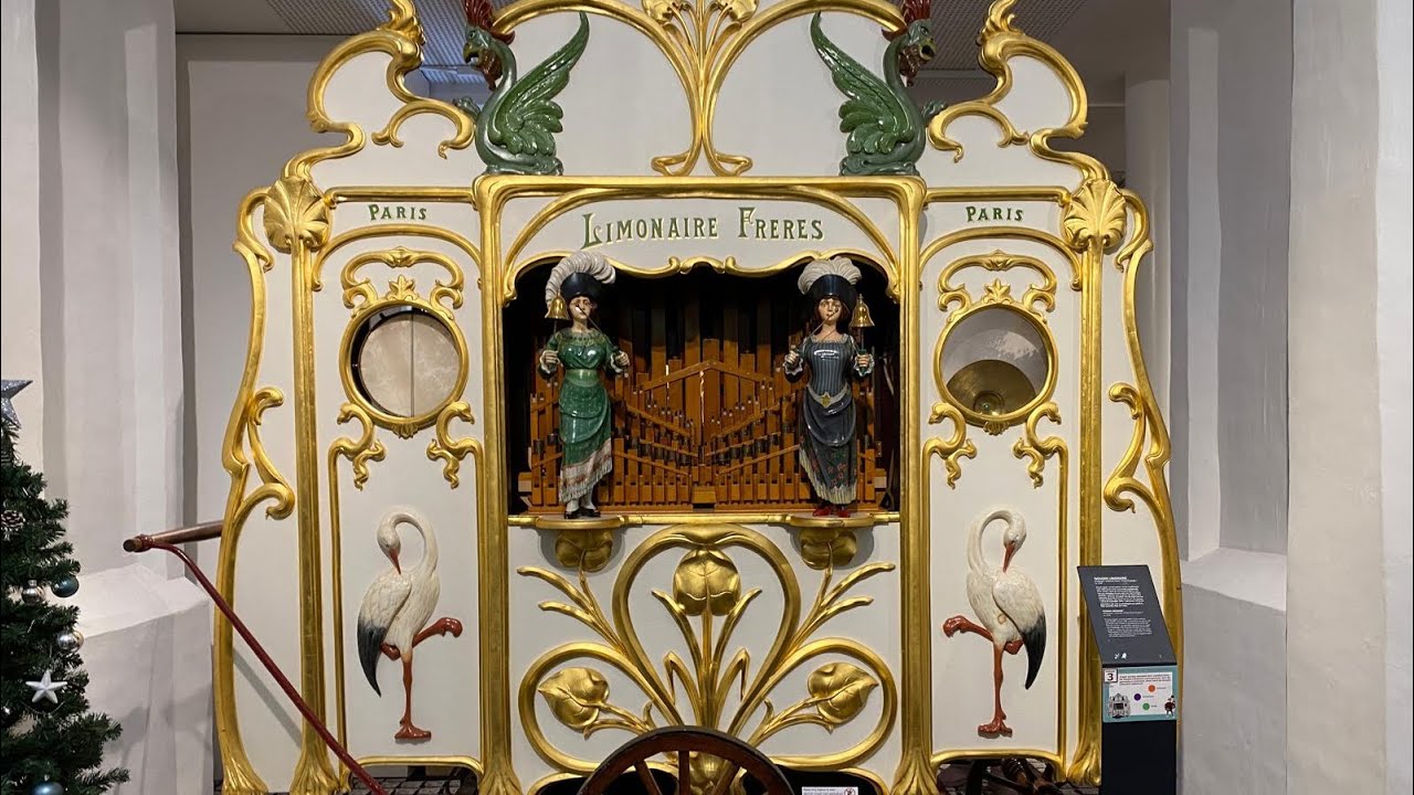 “Le Merle Blanc” draaiorgel de Gouden Limonaire