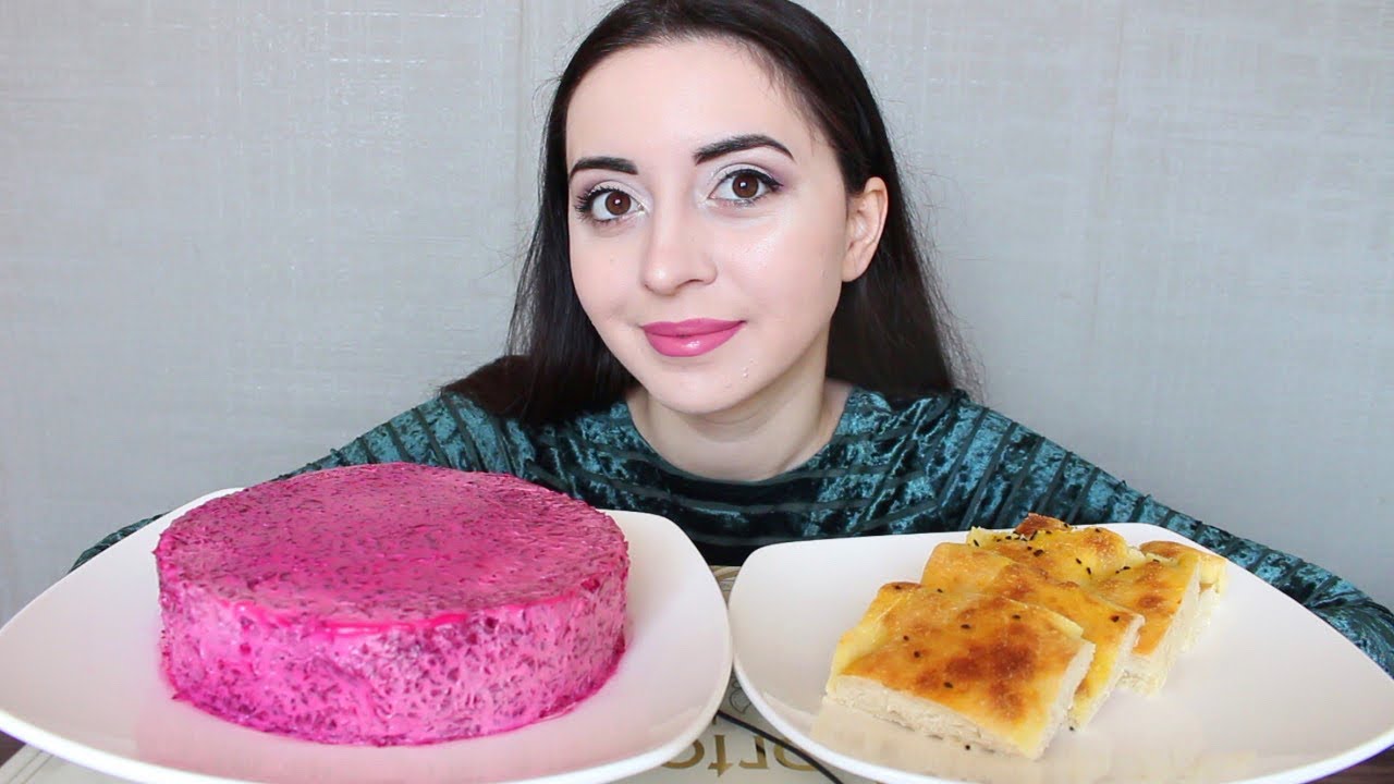 СЕЛЕДКА ПОД ШУБОЙ MUKBANG/ СОЖИТЕЛЬСТВО ДО БРАКА / Ayka Emilly