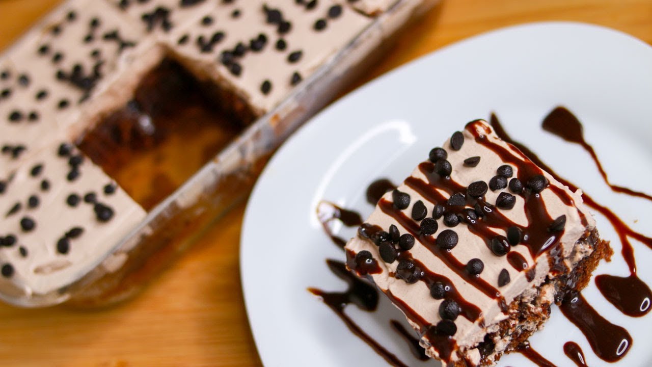 How To Make Chocolate Poke Cake | Chocolate Poke Cake | Poke Cake Recipe