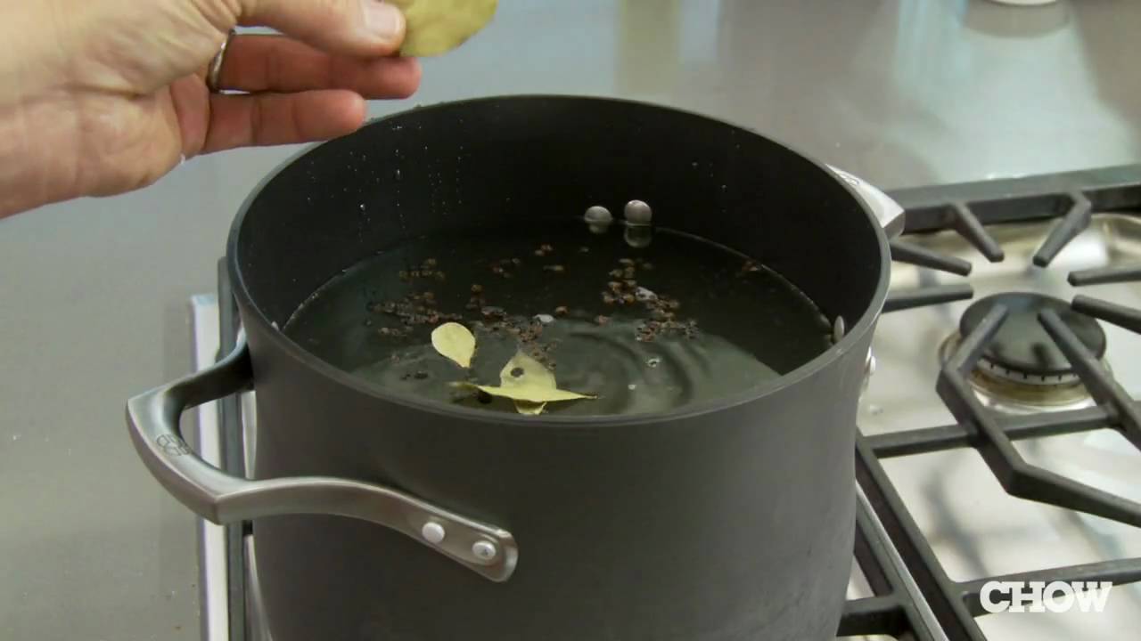 How to Brine a Thanksgiving Turkey - CHOW.com