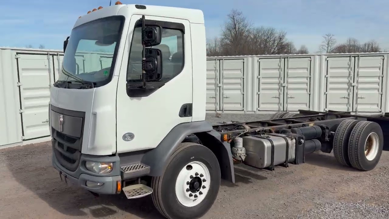 2017 Kenworth K270 Cab & Chassis