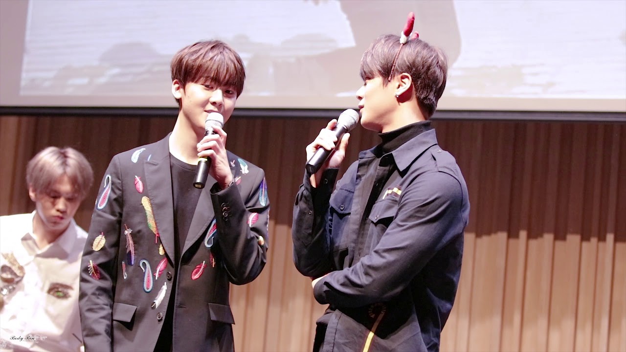 [직캠]덕후맘 1도 모르는 빈이_This Love+Talk_171224 종로팬싸인회_아스트로(ASTRO) 문빈(MUNBIN)