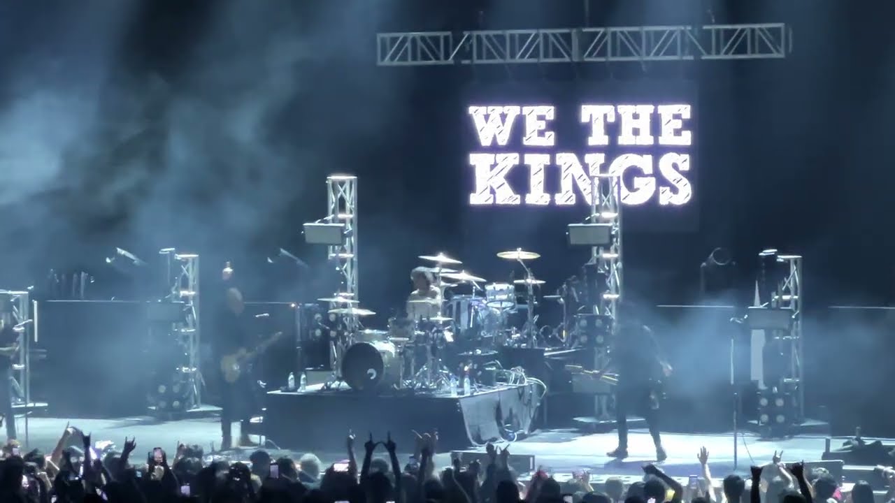 Skyway Avenue - We The Kings | Live in Manila @ Smart Araneta Coliseum | 04.20.2024