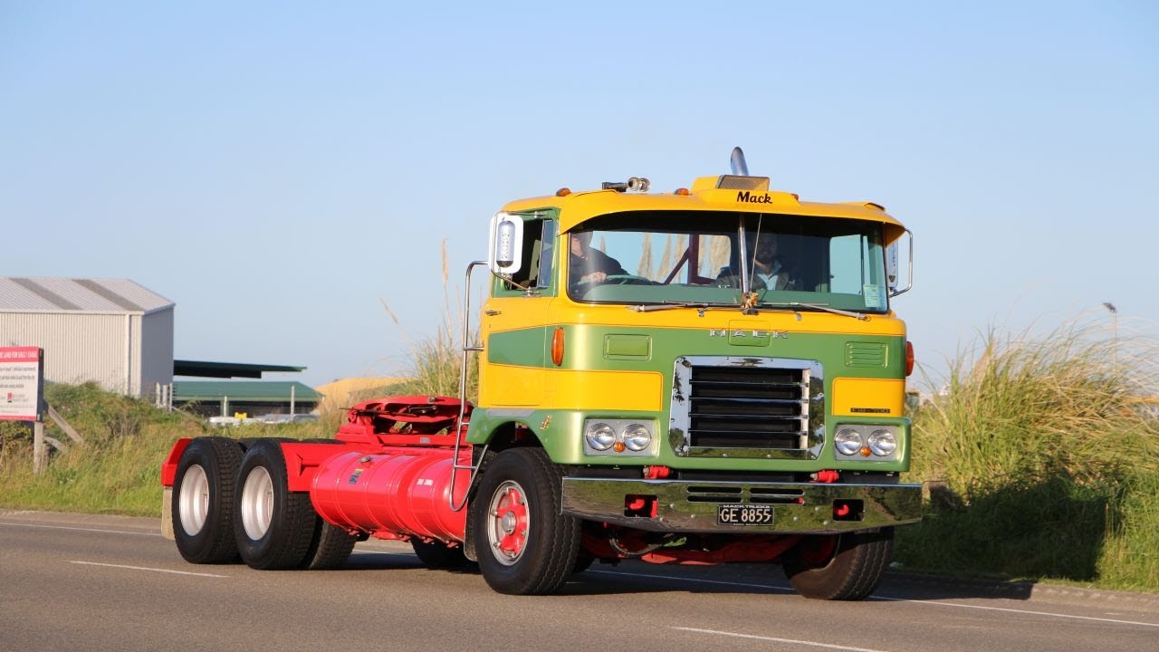 Mack Trucks 50th anniversary New Zealand convoy