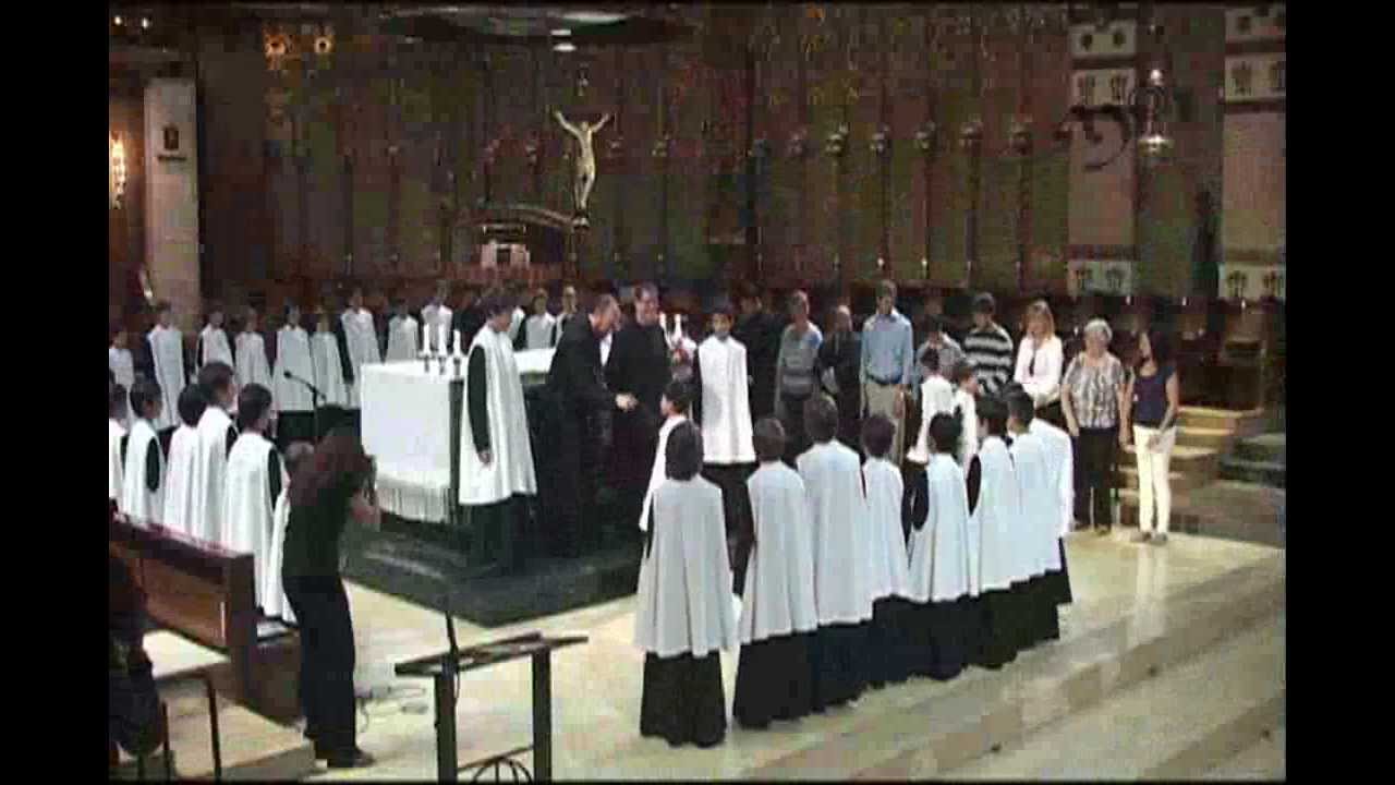 Cerimònia de Vestició dels nous  Escolans de Montserrat