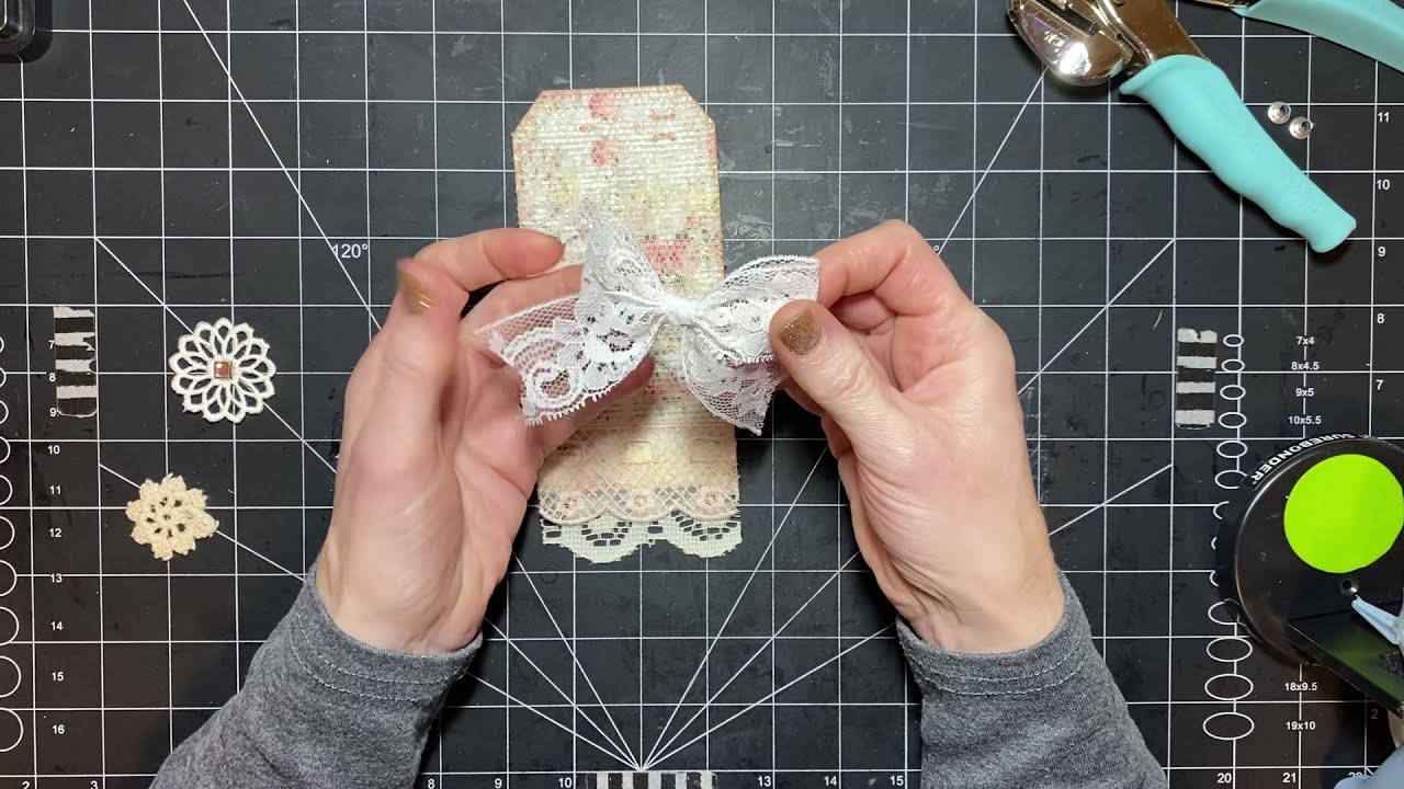 Decorating Shabby Chic Tags