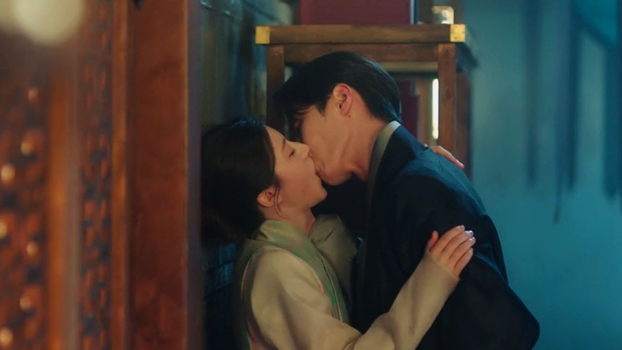 Best Kiss Scene | Alchemy of Souls Season 2: Light and Shadow (2022)