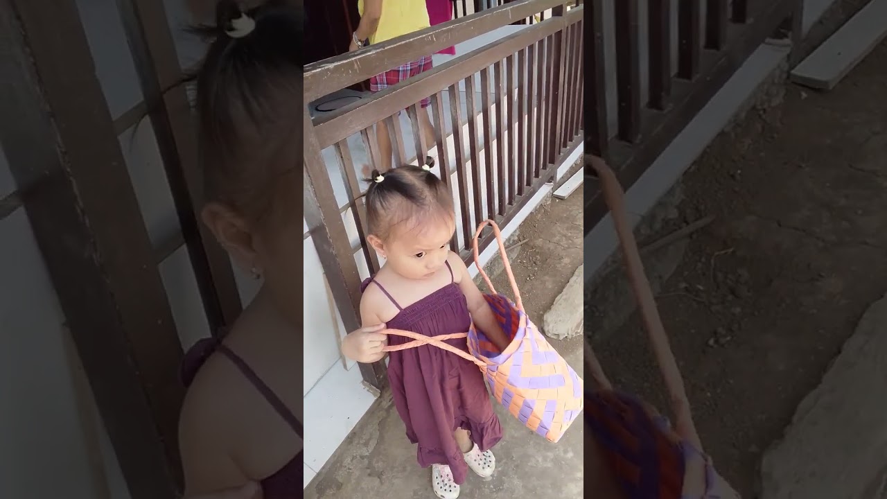 Aling maliit/ Batang mataray my baby neighbors ☺️☺️#musicnotminenocopyrightinfrigement