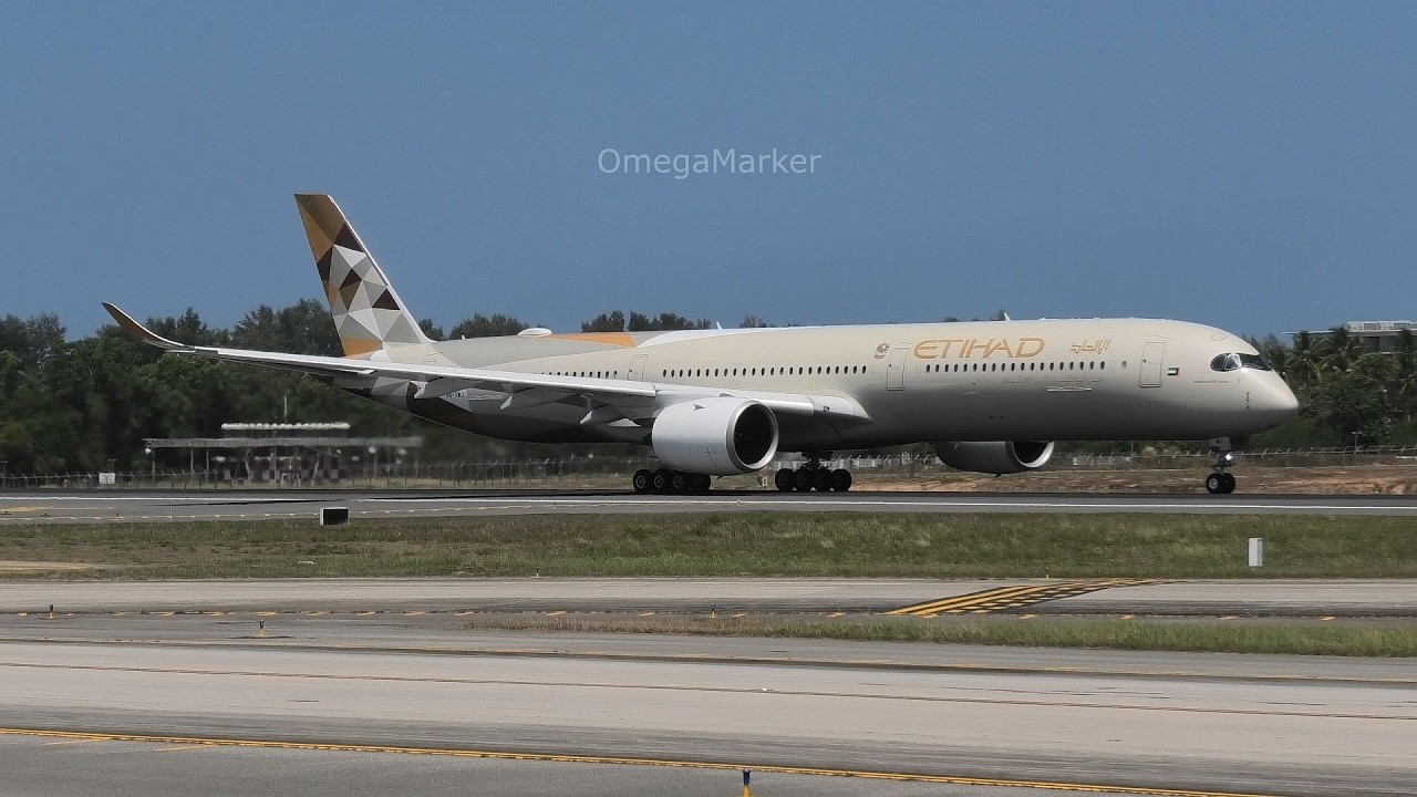 08/03/2026 Phuket Int'l Airport (HKT/VTSP) part 1