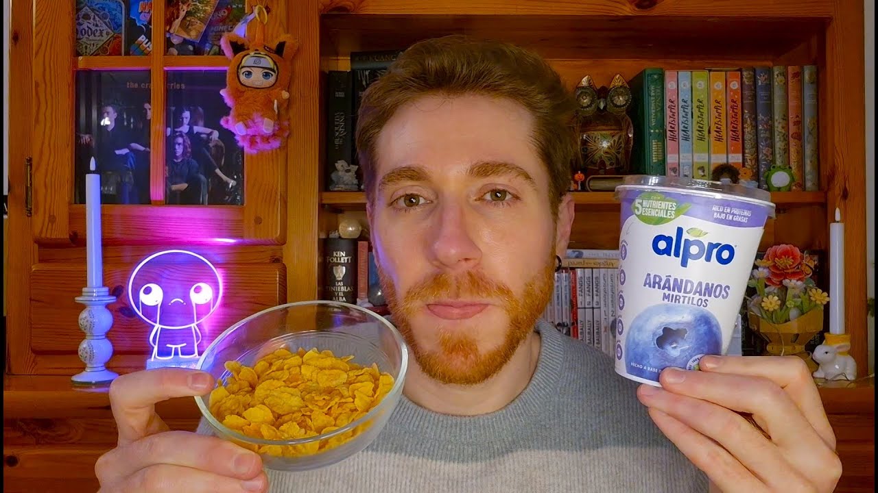 [ASMR] Yogur de Arándanos 🫐 & Cereales | Susurros. Eating Sounds