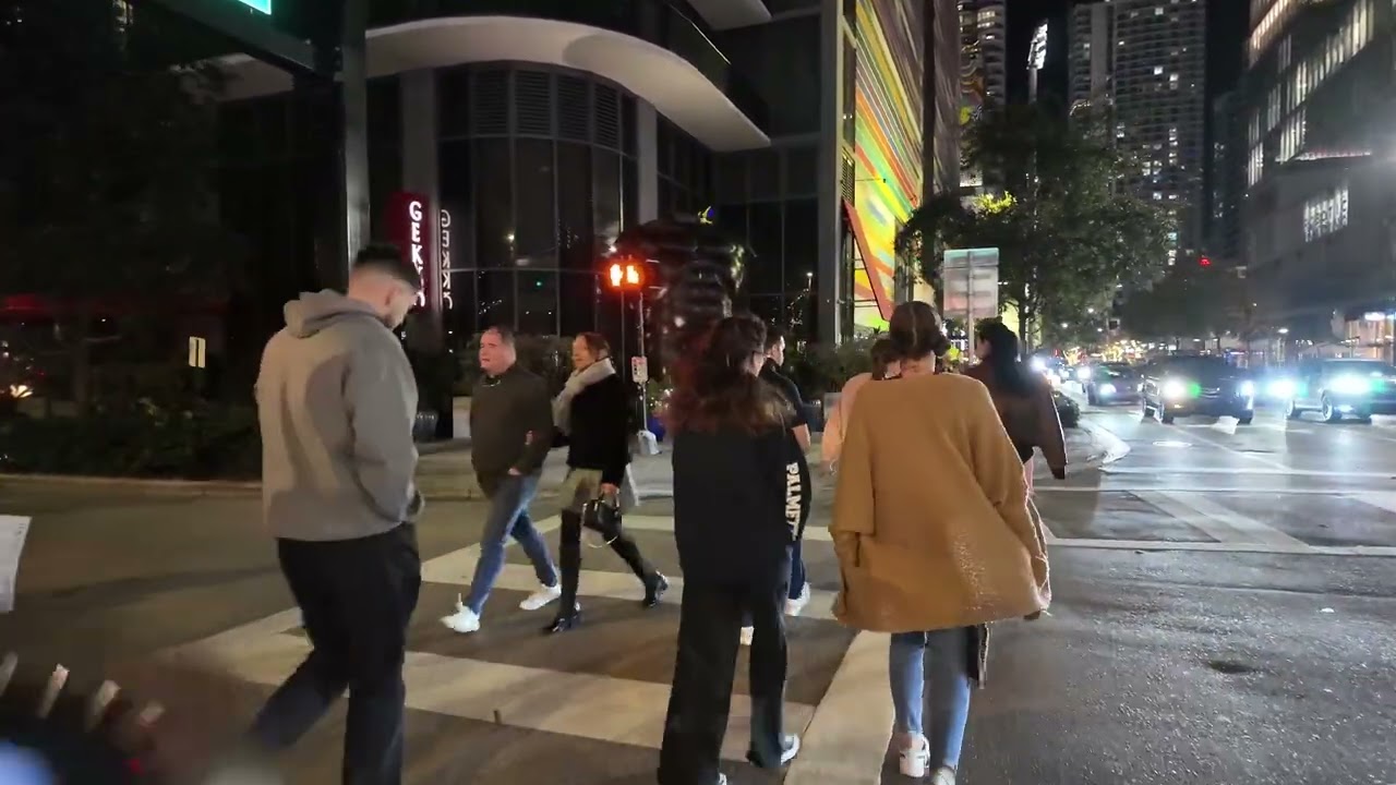 Downtown Miami to Brickell City Center Walking Tour in 4K — Brickell District