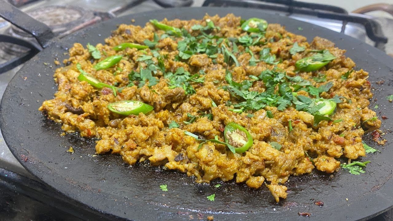 Tawa Qeema Recipe | Street Style Tawa Qeema | Quick & Spicy Tawa Keema Masala