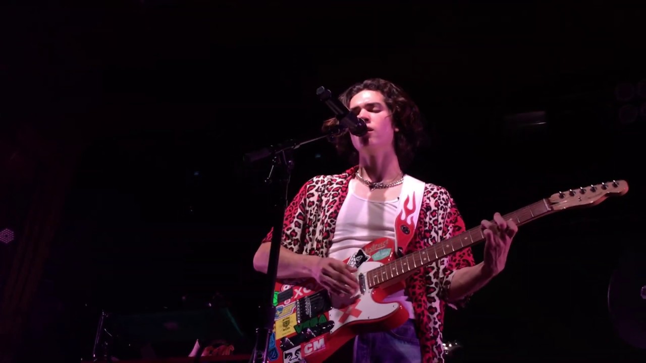 i know a place  - conan gray | comfort crowd tour | tampa, florida 11-22-2019