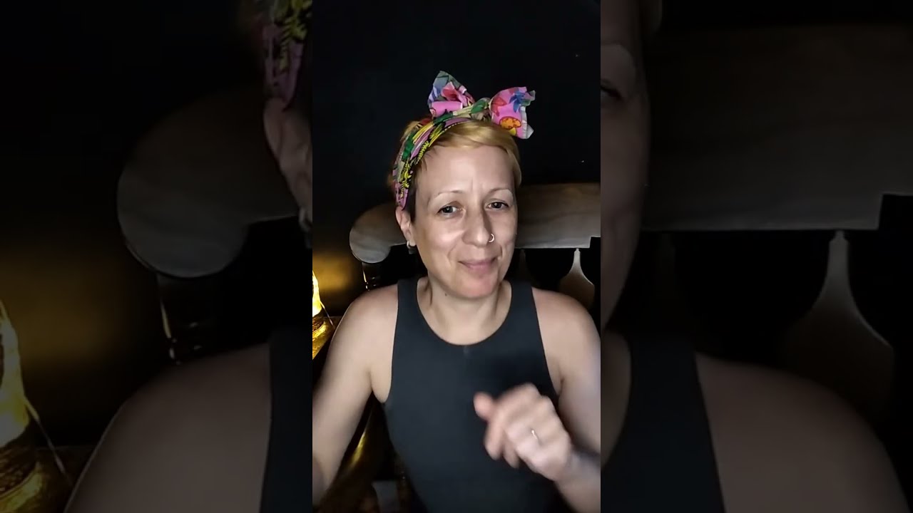 #WhatKittySang is #live #ukulele #easylisteningcovers #popmusic #chilloutmusic #femalesinger #music