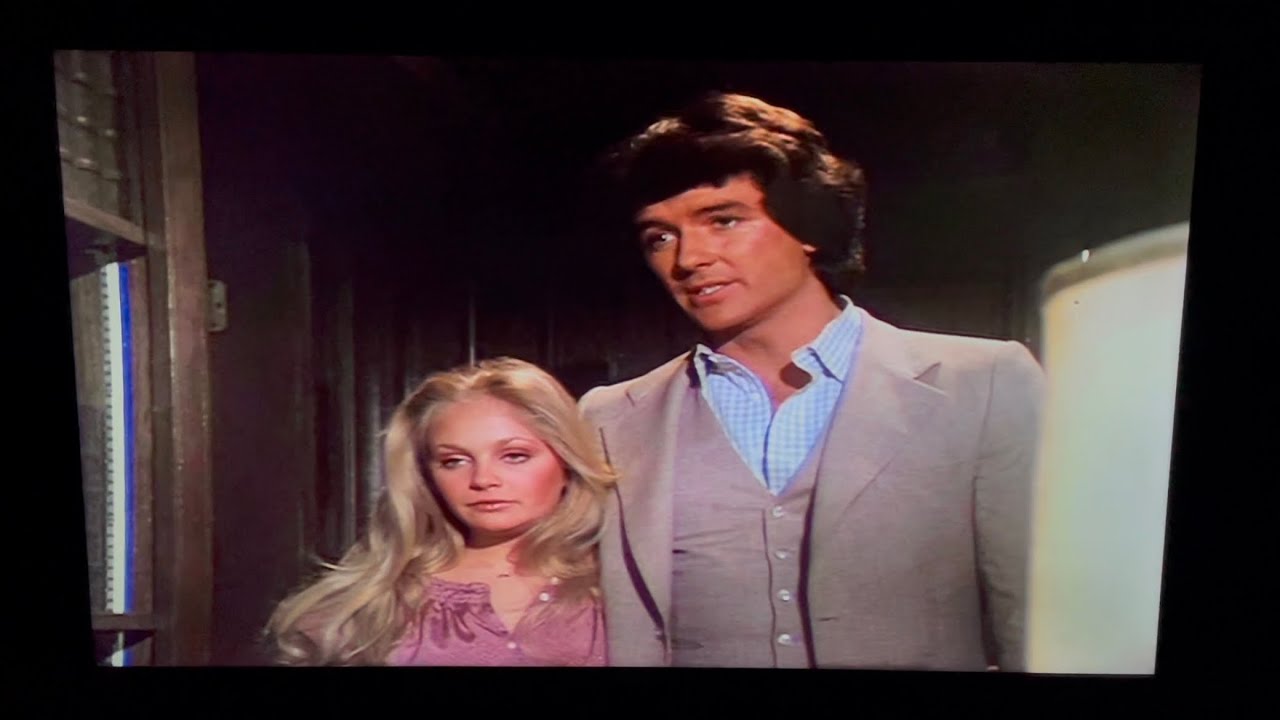 Dallas: Lucy Ewing is grounded.