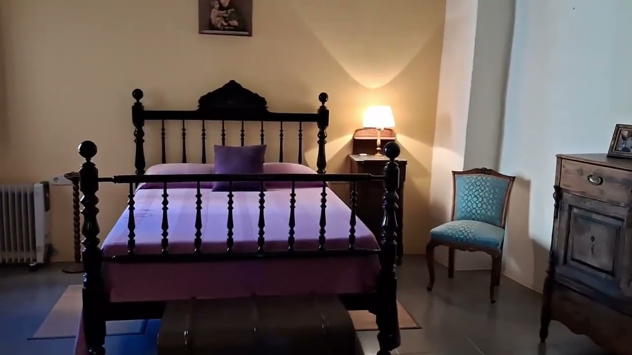 Espectacular casa de piedra reformada con terraza y patio privado en Garcia