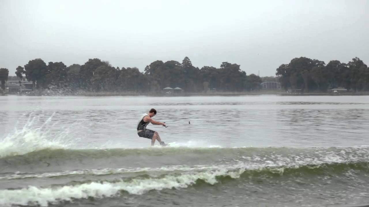 MasterCraft X23 Wake Review