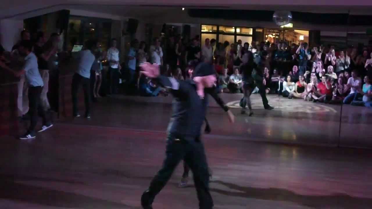 Francisco Vazquez y Daniela Settanni - La Mucura Salsa Show