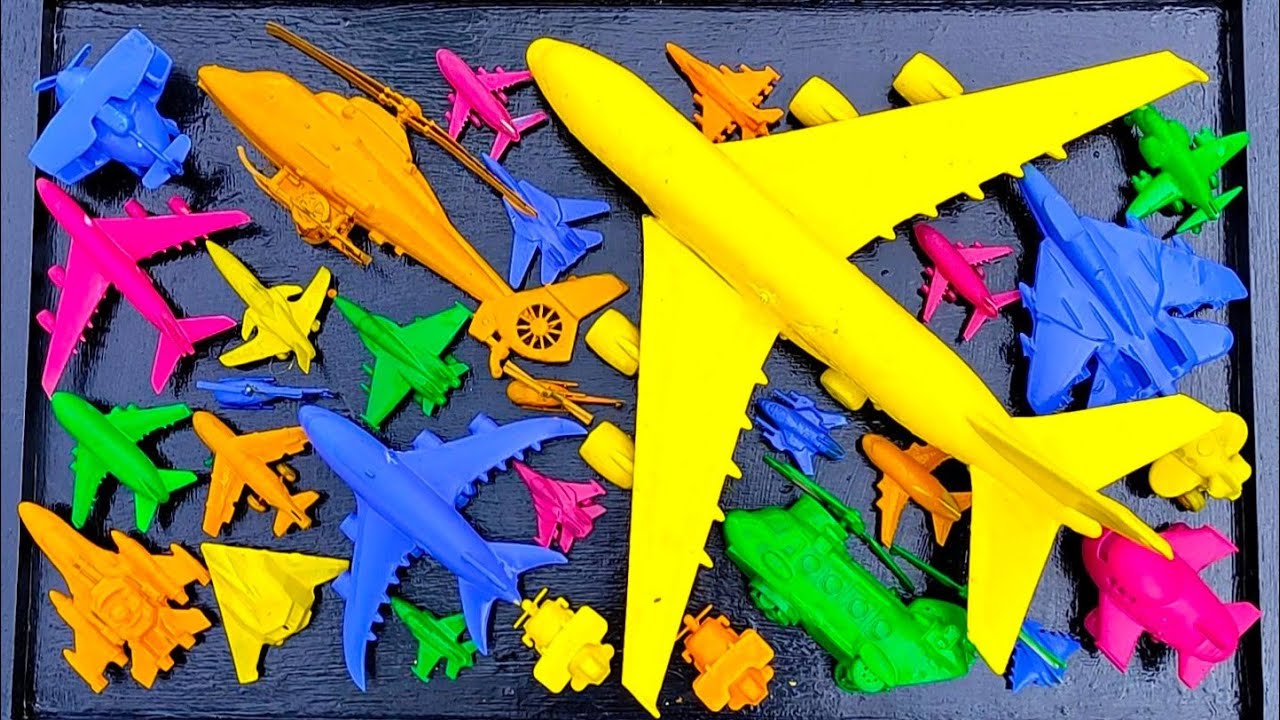 Pesawat Warna-Warni⁉️Pesawat Garuda, B1-Bomber, Helicopter Apache,RC Plane Shukoi SU27, F6F Hellc4t