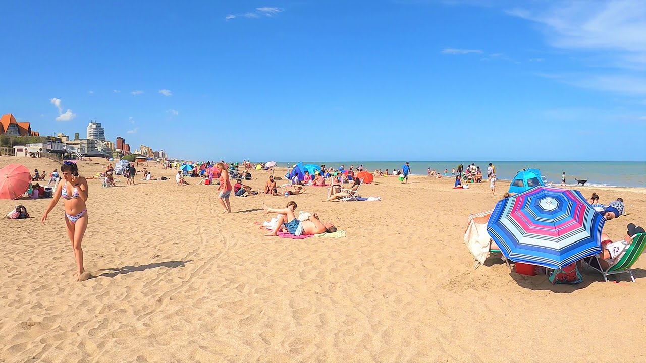 【4K】Caminando por la PLAYA de VILLA GESELL en noviembre #Walking Tour - Costa Atlántica  ARGENTINA