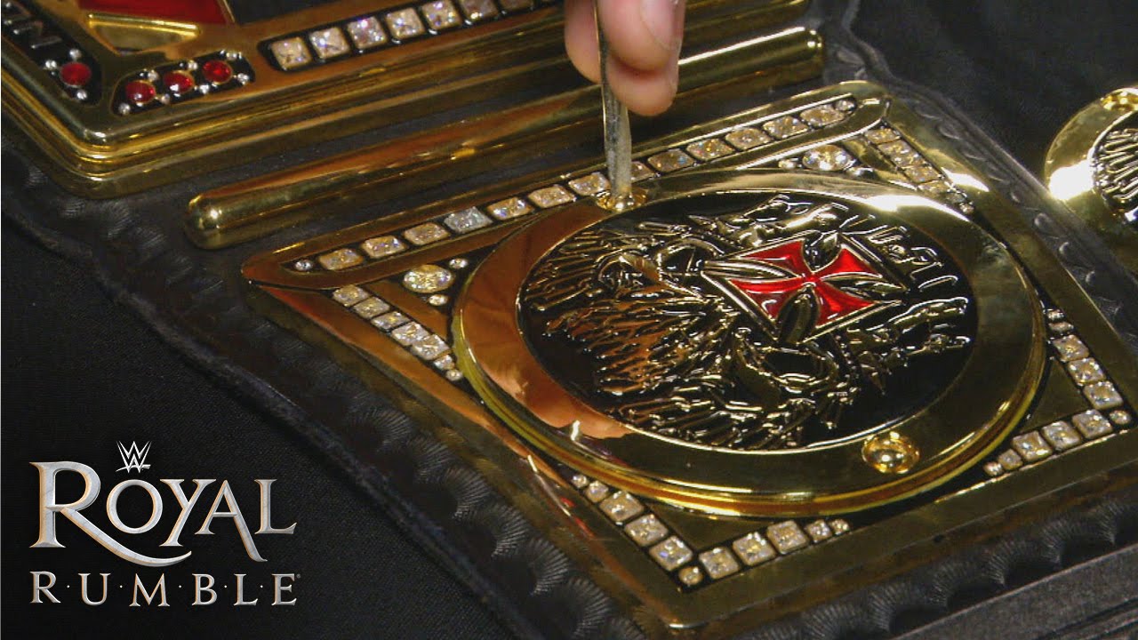 Triple H's custom plates are applied to the WWE World Heavyweight Title: January 25, 2016