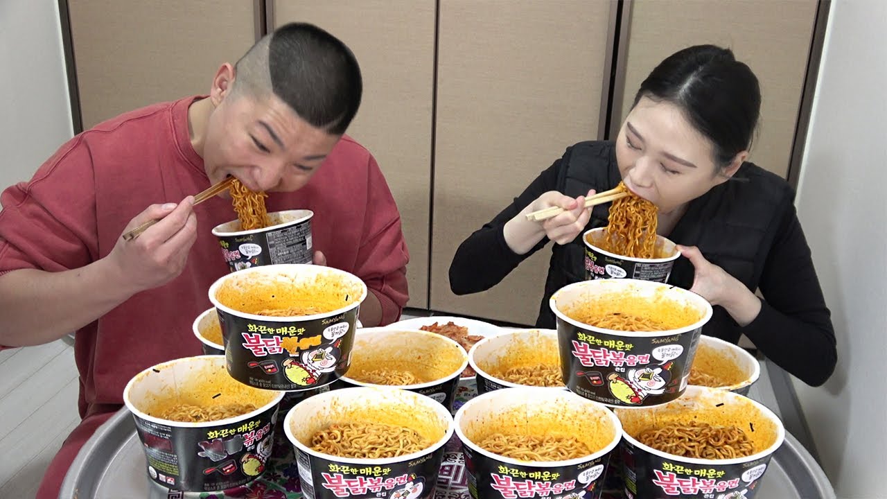 참패 Fast Eating Match 불닭볶음면 빨리 먹기 FIRE NOODLE CHALLENGE