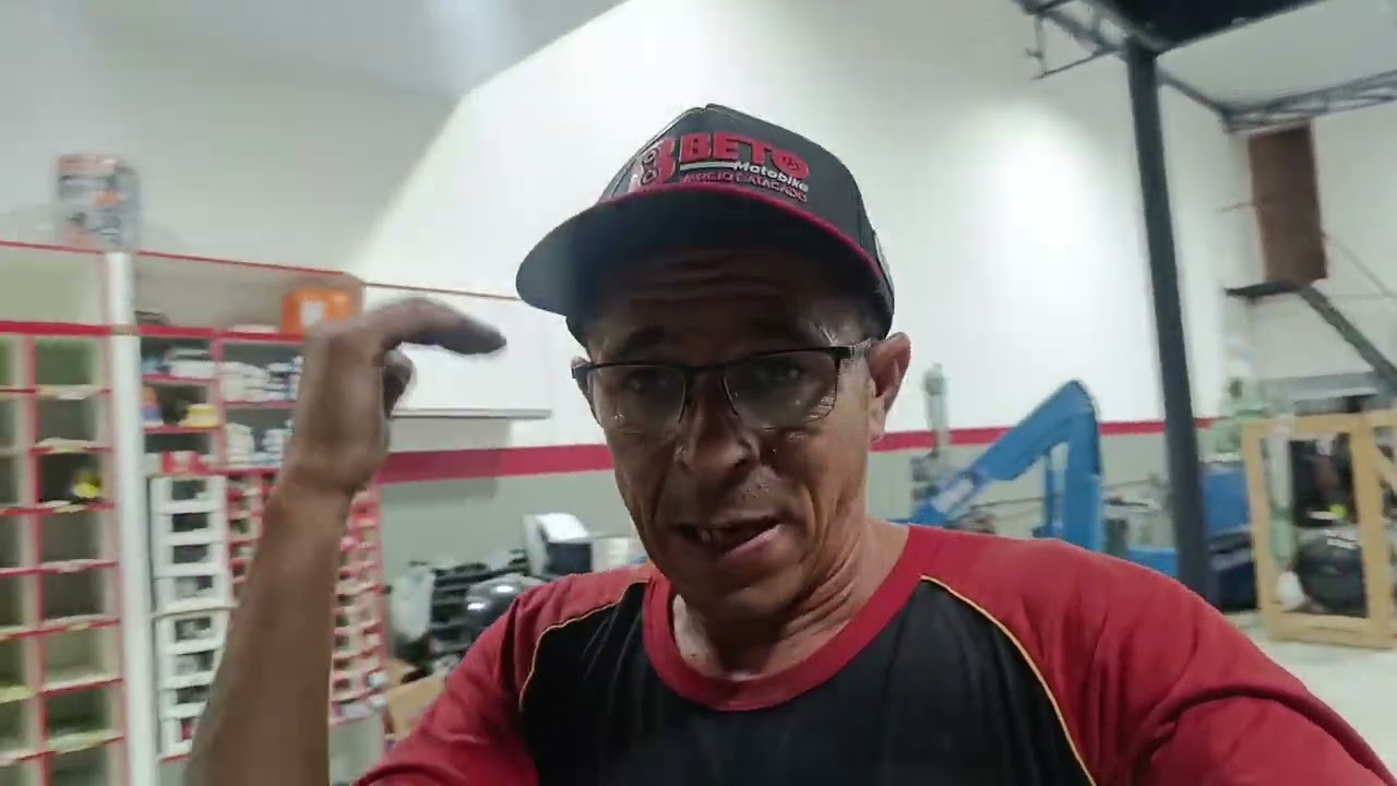 Novo galpão da retifica e Riva 600 como ela está