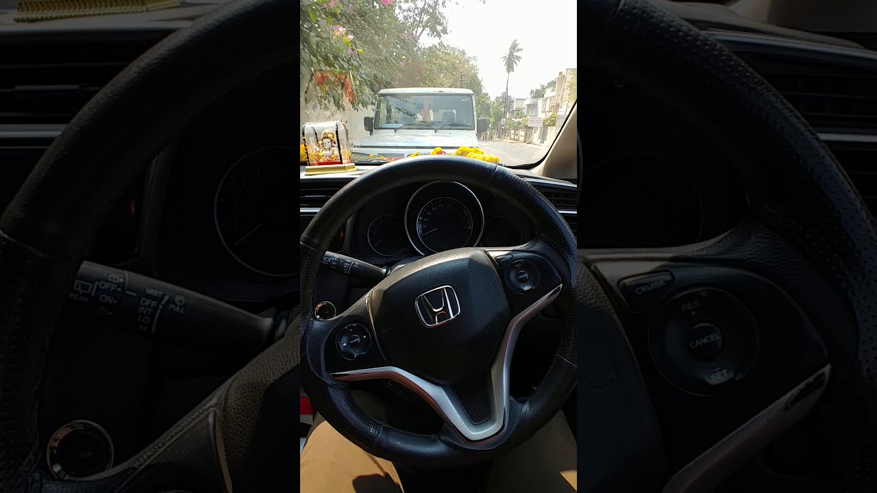 Honda WRV 1.5 VX MT (I-DTEC) #Sunroof  #shorts #cars #honda