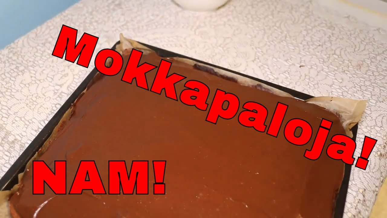 mokkapaloja leipomassa