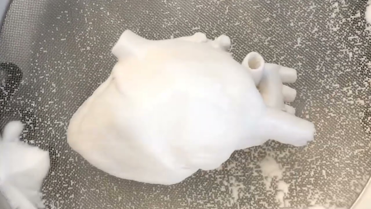 Teaser Dynamic Molding - Patented additive manufacturing process