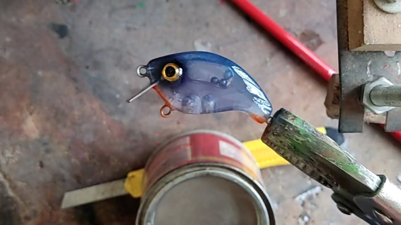 cómo fabricar un señuelo crankbait traslúcido o transparente, con planchas de plástico