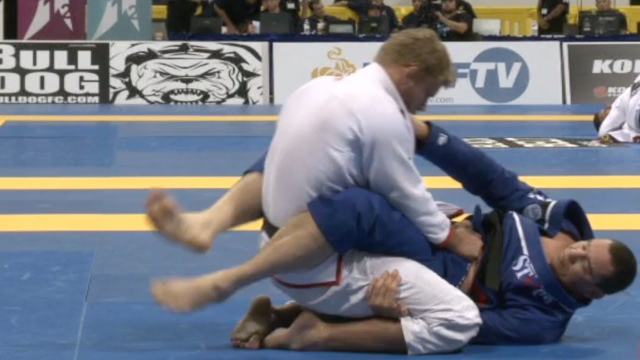 Alexander Trans VS Rodrigo 