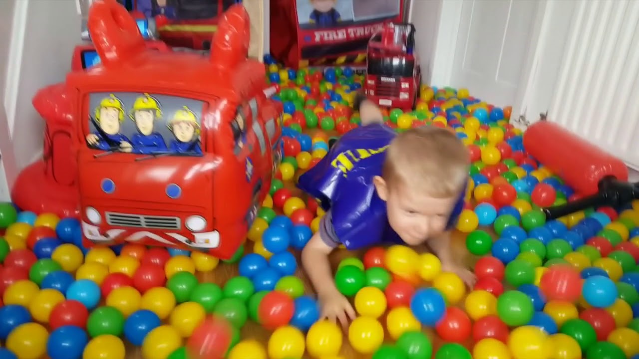 Huge Inflatable kids pool car wash Huge ball pit fireman fun 500000 balls