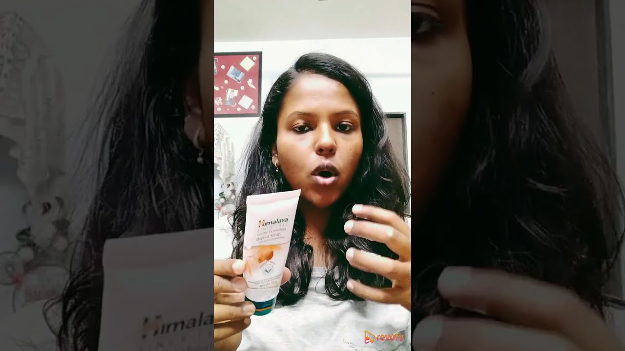 Revofy | Himalaya Herbals Gentle Exfoliating Walnut Scrub, 50g | English | Shivani I