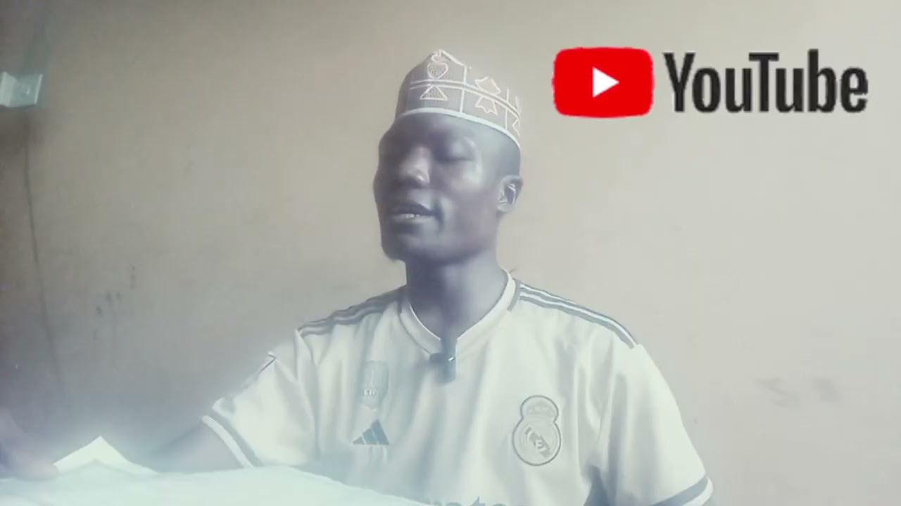 Qur-Aan darsa ustadh mubaarak akitumia maqaam bayyaat.Madrasat shuratul islaamiyyah dar es salaam