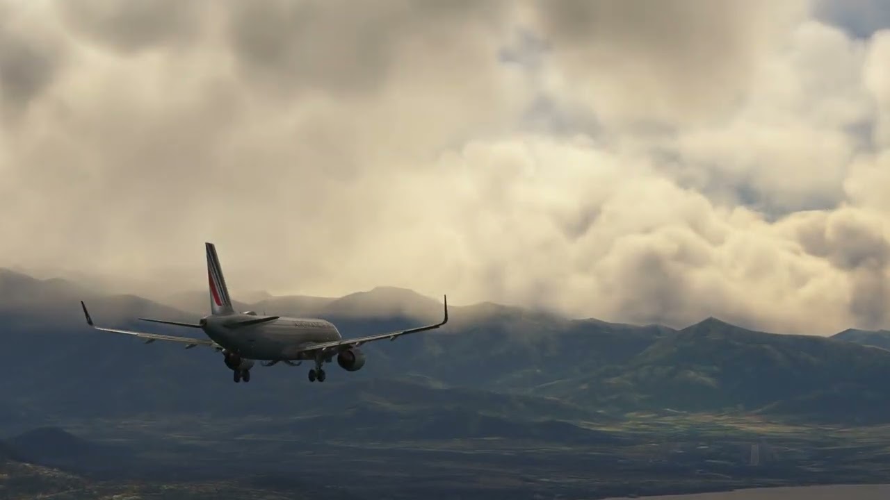 ATTERRISSAGE A CALVI EN CORSE RNP Y RWY 18 A320SL AFR